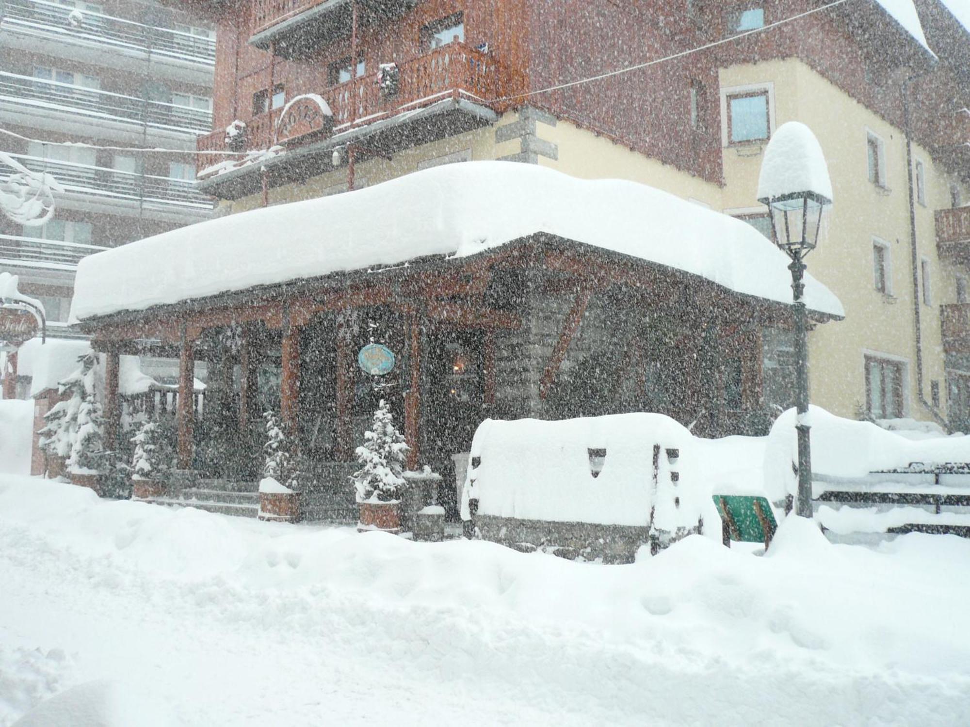Hotel Mignon 브루일서비니아 외부 사진